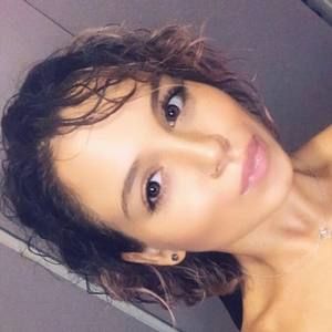 Meet your Posher, Naomi